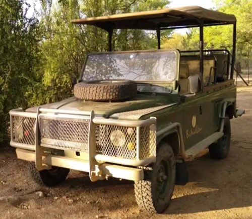 Land Rover Defender 110 Puma Pick Up